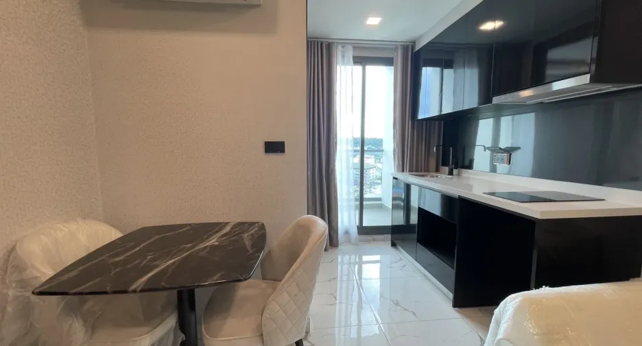 出售 1 卧室 公寓 在 Bang Lamung, Chon Buri