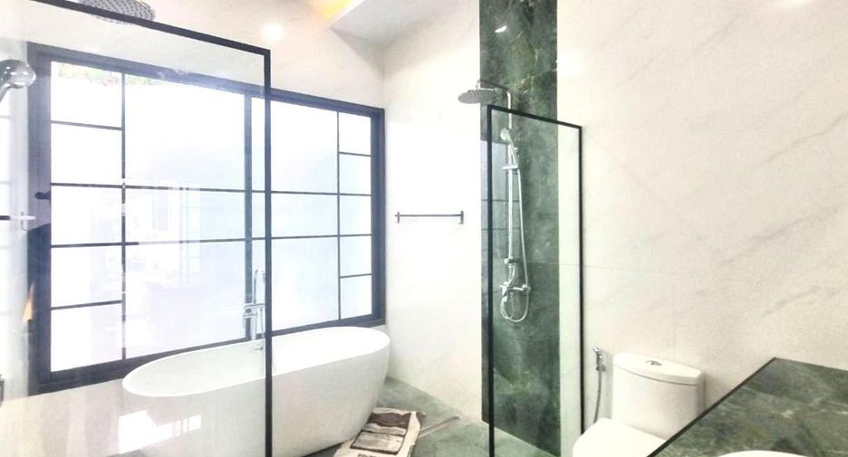 Casa en alquiler de 3 habitaciones en Thalang, Phuket