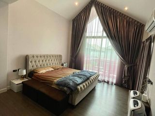 For sale 5 bedrooms house in Bueng Kum, Bangkok