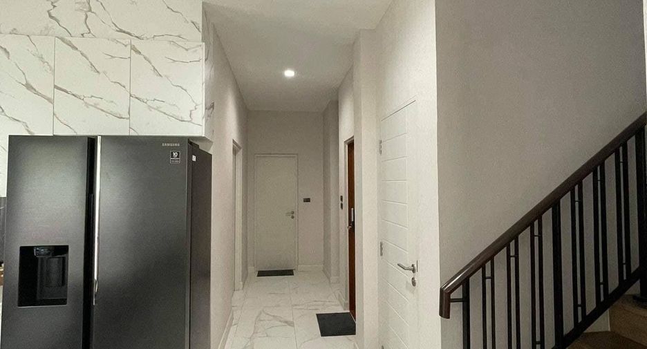 Casa en venta de 5 habitaciones en Bueng Kum, Bangkok