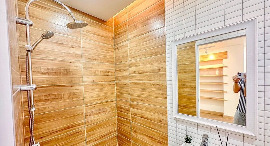 For sale 2 bedrooms townhouse in Nong Khaem, Bangkok