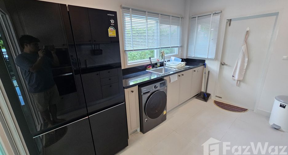 For sale 4 bedrooms house in Thalang, Phuket