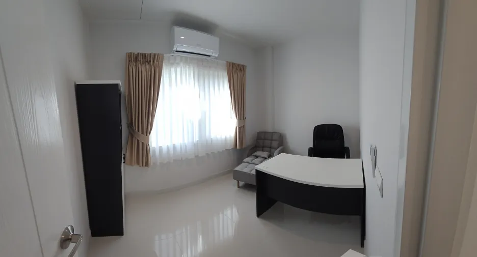 For sale 4 bedrooms house in Thalang, Phuket