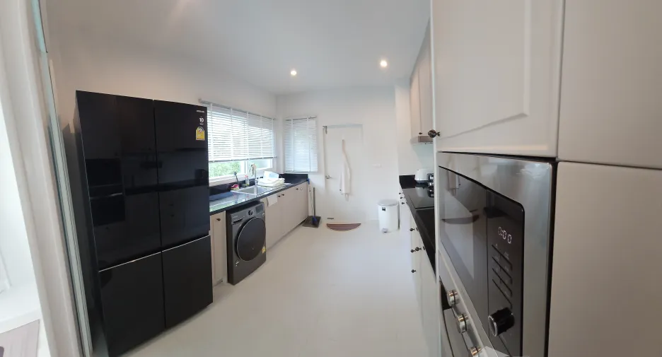 For sale 4 bedrooms house in Thalang, Phuket