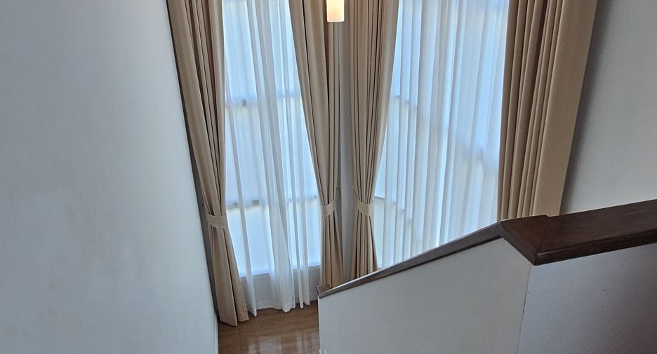 For sale 4 bedrooms house in Thalang, Phuket