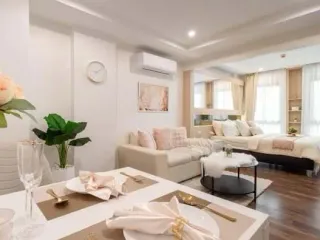 À vendre 1 chambre condo à Khan Na Yao, Bangkok