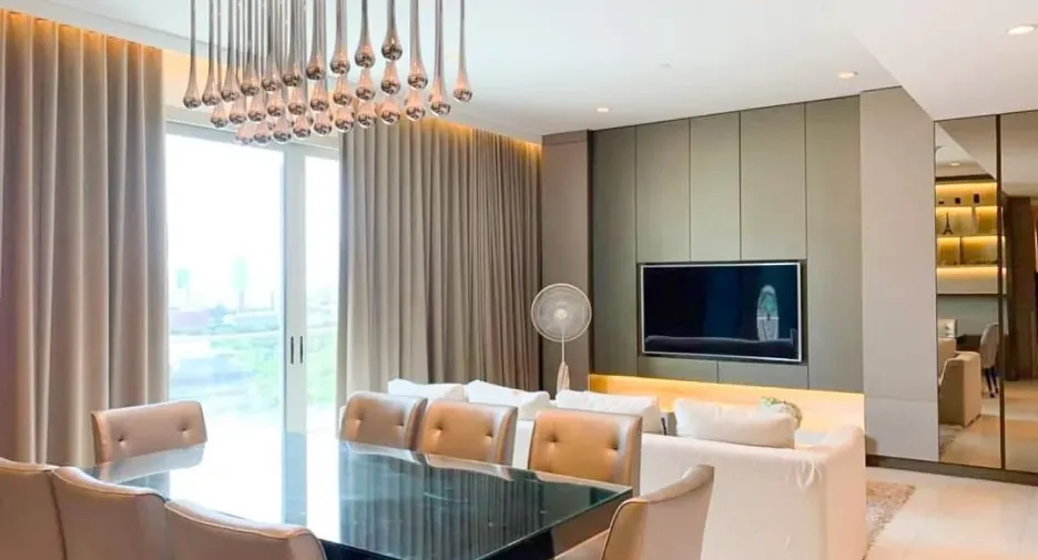 For sale and for rent 3 bedrooms condo in Pathum Wan, Bangkok