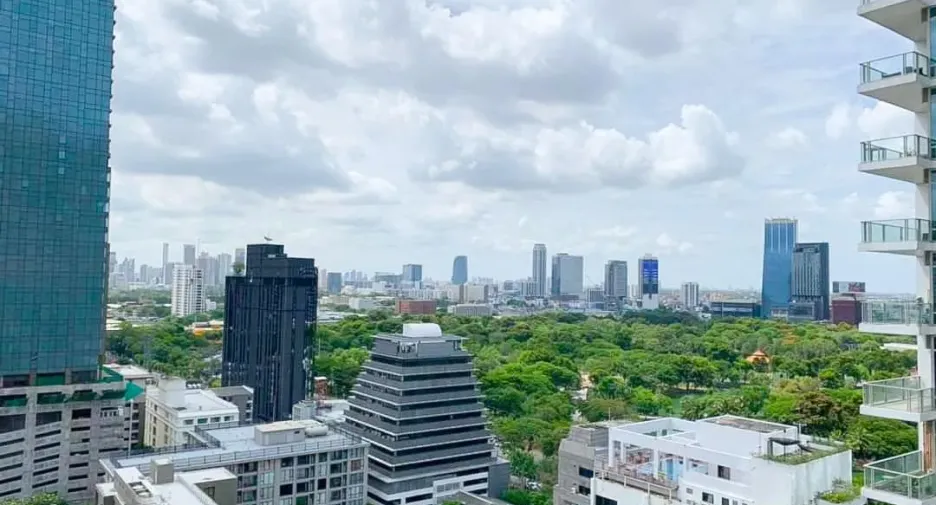 For sale and for rent 3 bedrooms condo in Pathum Wan, Bangkok