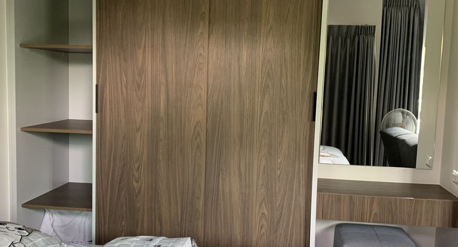 For sale studio condo in Si Racha, Chonburi