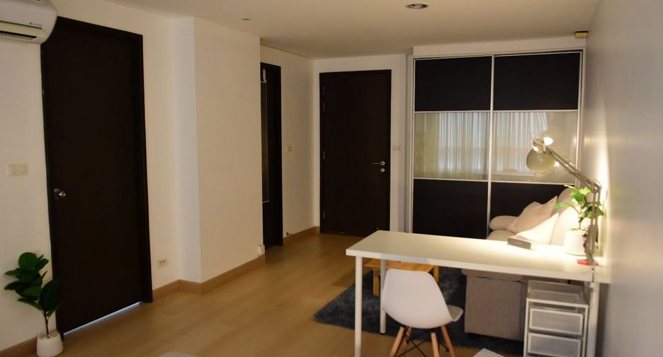 For sale studio condo in Din Daeng, Bangkok