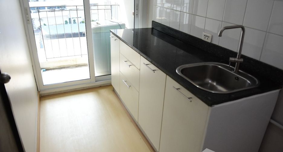 For sale studio condo in Din Daeng, Bangkok
