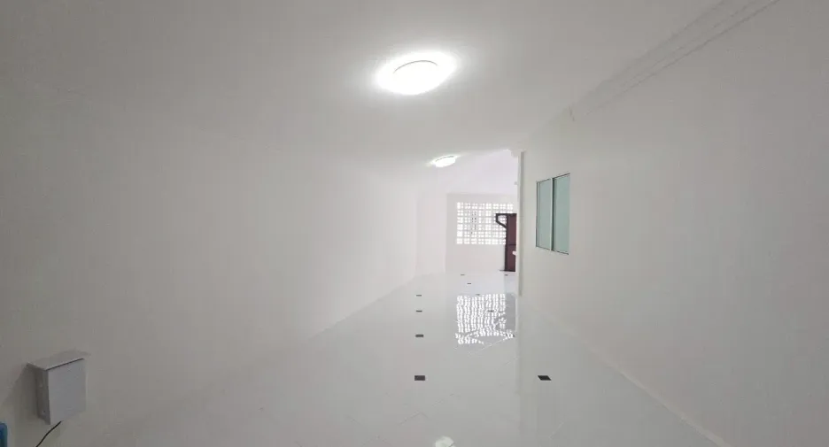 For sale 2 bedrooms townhouse in Mueang Phuket, Phuket
