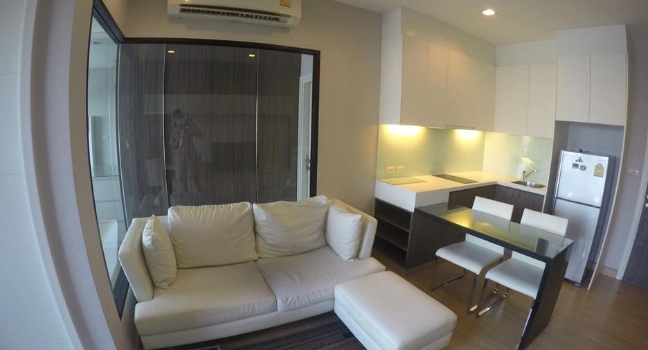 Wohnung zum Kauf mit 1 Zimmer in Khlong San, Bangkok