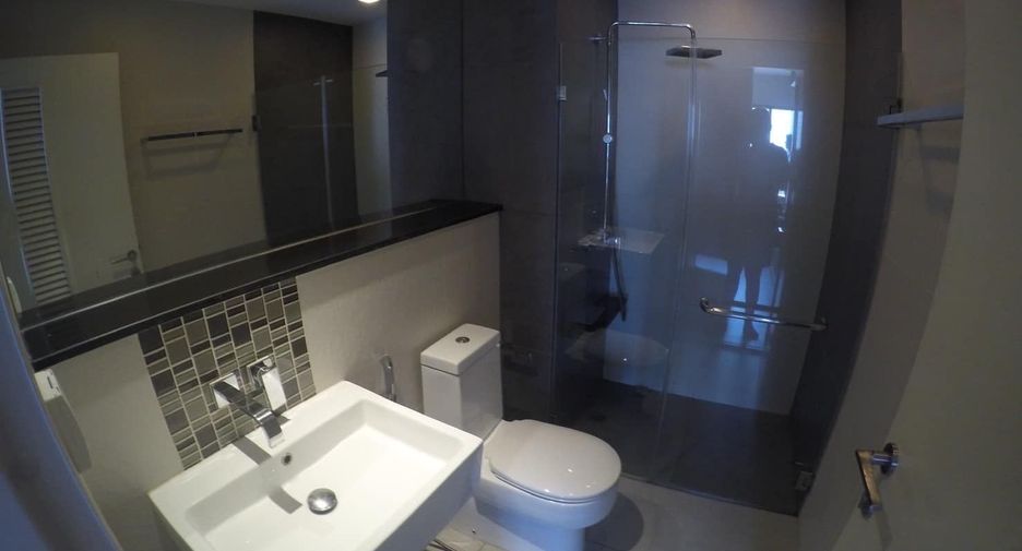 Wohnung zum Kauf mit 1 Zimmer in Khlong San, Bangkok