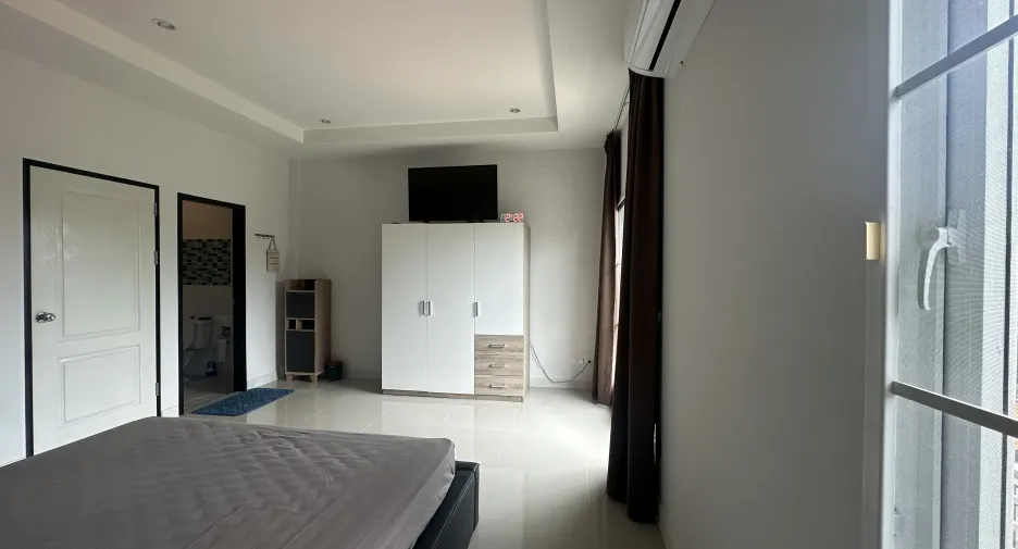 For rent 3 bedrooms house in Mueang Phuket, Phuket