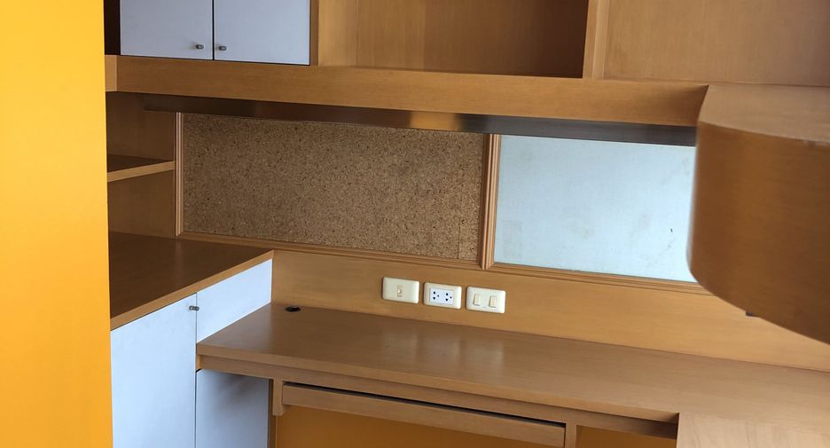 For sale 2 bedrooms condo in Bang Kho Laem, Bangkok
