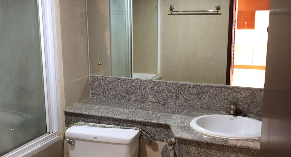 For sale 2 bedrooms condo in Bang Kho Laem, Bangkok