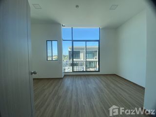 For sale 3 bedrooms townhouse in Lat Krabang, Bangkok