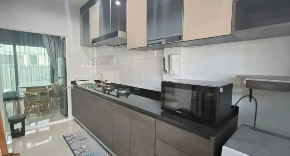 Haus zur Miete mit 3 Zimmer in Mueang Phuket, Phuket