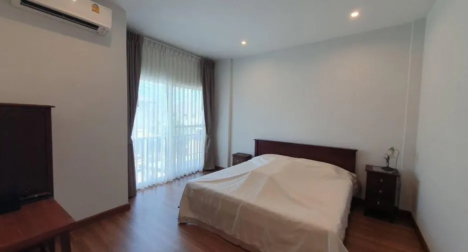 Haus zur Miete mit 3 Zimmer in Mueang Phuket, Phuket