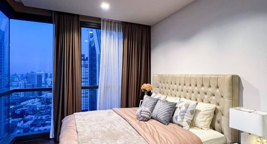 For sale 2 bedrooms condo in Pathum Wan, Bangkok