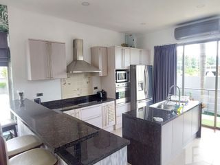 For sale そして for rent 15 ベッドルーム townhouse in Thalang, Phuket