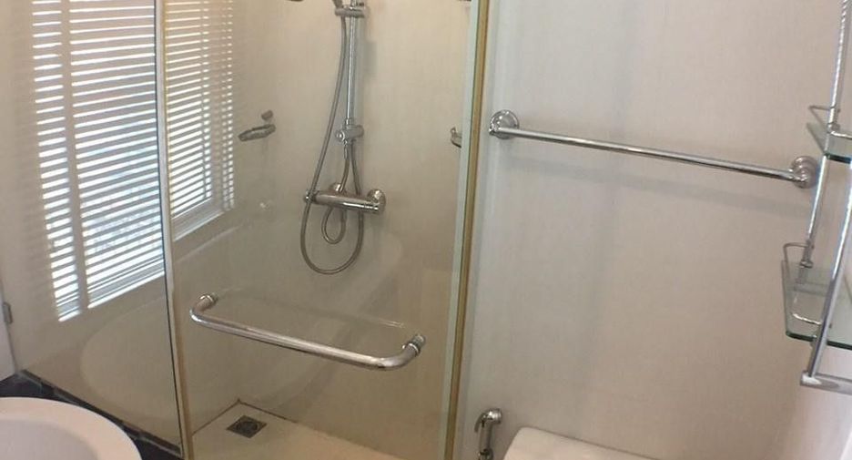 For sale and for rent 2 bedrooms condo in Watthana, Bangkok