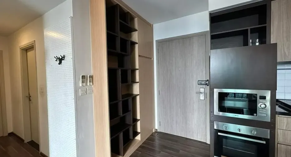 For sale and for rent 2 bedrooms condo in Mueang Samut Prakan, Samut Prakan