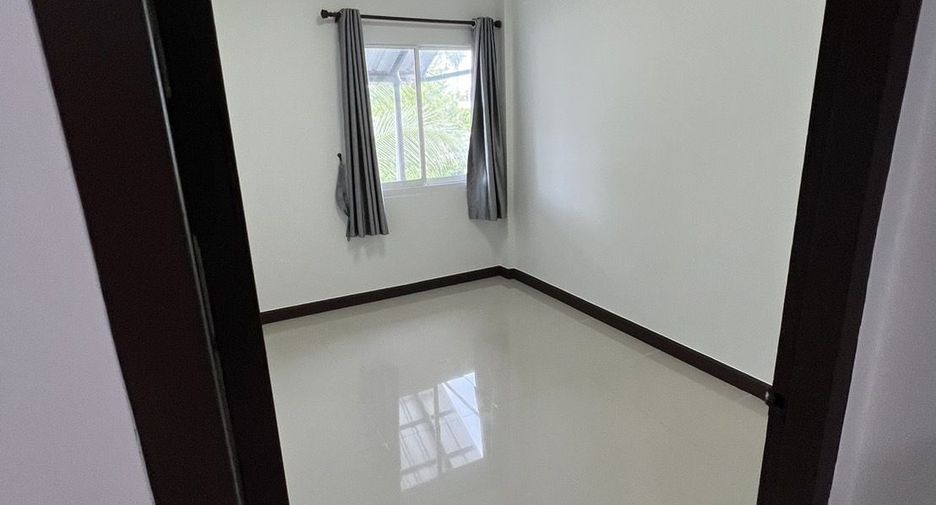 Reihenhaus zum Kauf mit 4 Zimmer in Thalang, Phuket