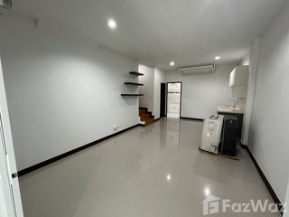 For sale 4 ベッドルーム townhouse in Thalang, Phuket