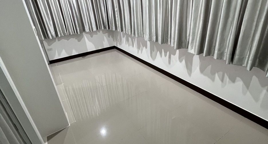 Reihenhaus zum Kauf mit 4 Zimmer in Thalang, Phuket