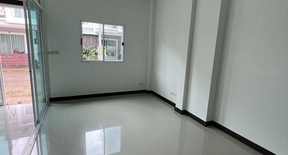 Reihenhaus zum Kauf mit 4 Zimmer in Thalang, Phuket