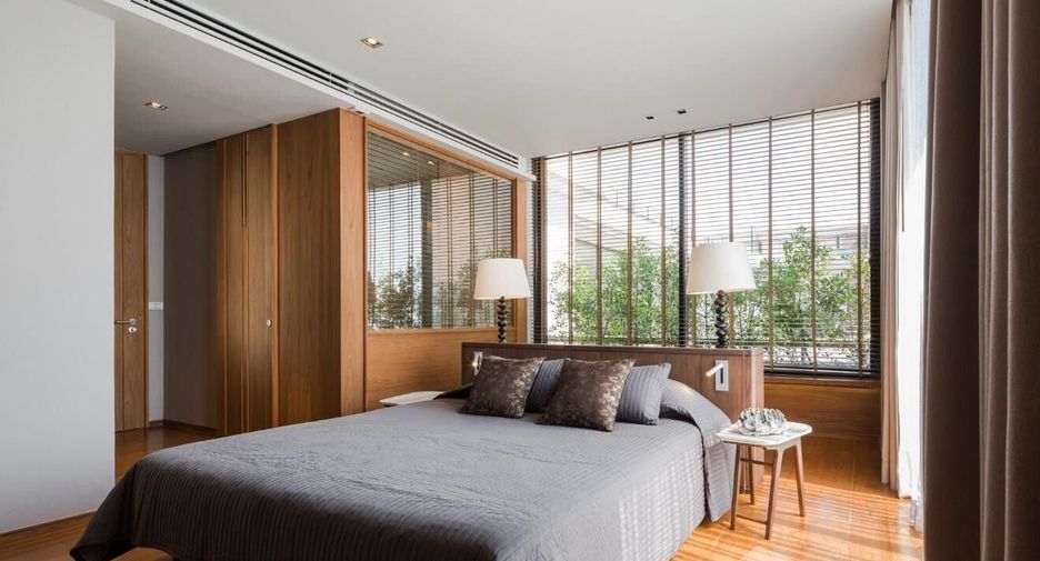 For sale 4 bedrooms condo in Chatuchak, Bangkok