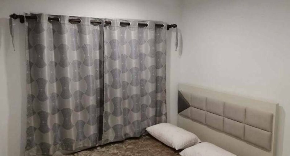 For sale 1 bed condo in Mueang Samut Prakan, Samut Prakan
