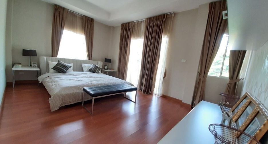 À vendre 4 chambres maison à Bang Khen, Bangkok