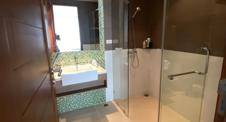 For rent 2 bedrooms condo in Kathu, Phuket