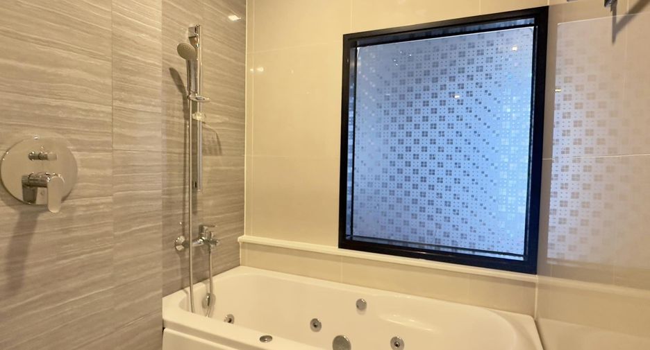 For rent 1 bed condo in Si Racha, Chonburi