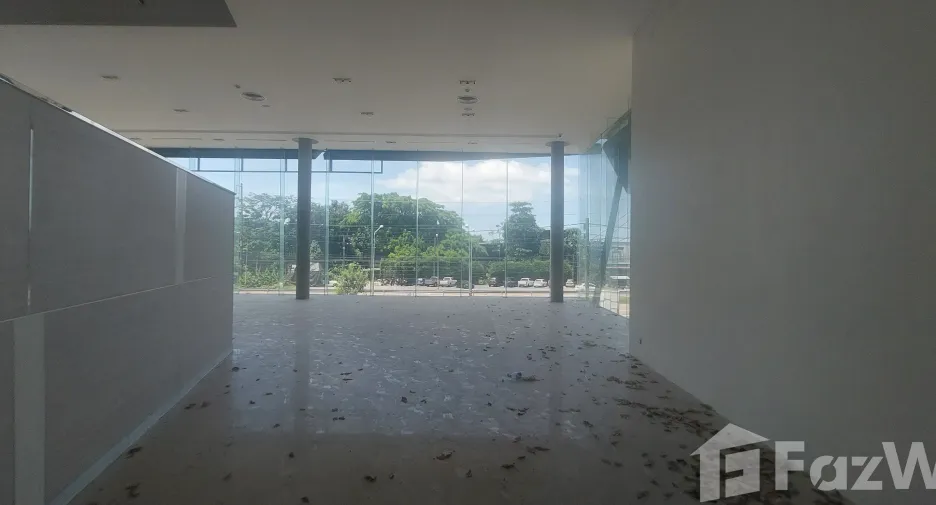 For sale and for rent retail Space in Kathu, Phuket