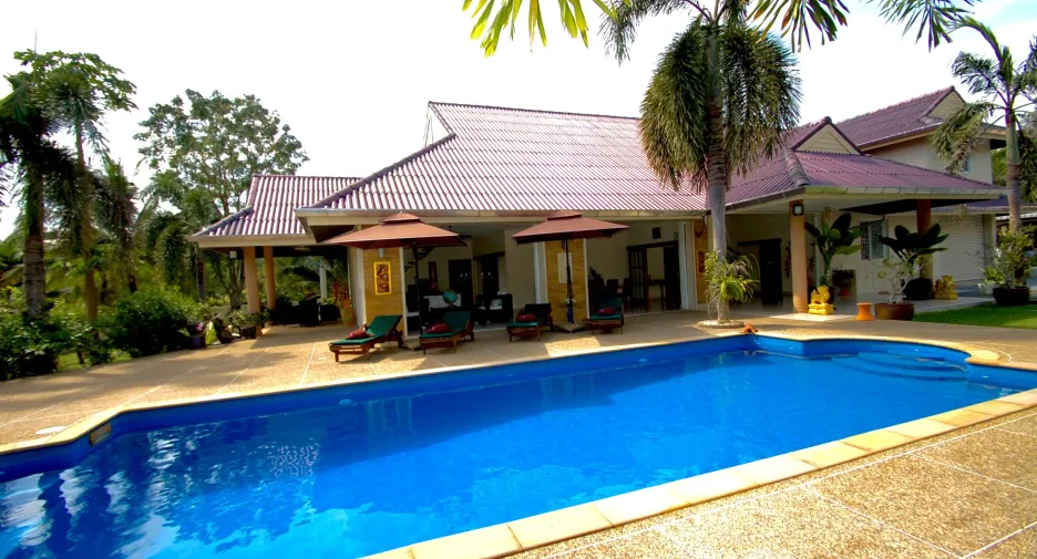 À vendre 6 chambres villa à Mueang Krabi, Krabi