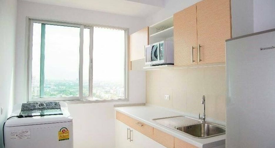 For sale 2 bedrooms condo in Watthana, Bangkok