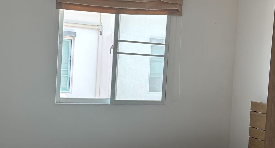 Casa adosada en alquiler de 3 habitaciones en Mueang Phuket, Phuket