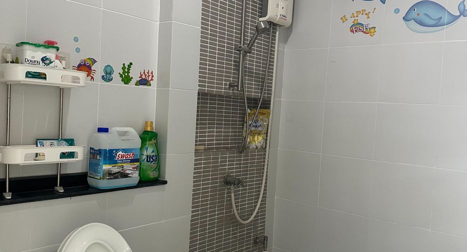 For rent 3 bedrooms townhouse in Mueang Phuket, Phuket