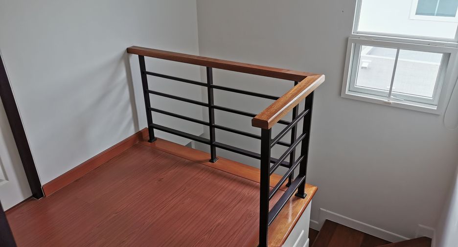 Haus zum Kauf mit 3 Zimmer in Prawet, Bangkok