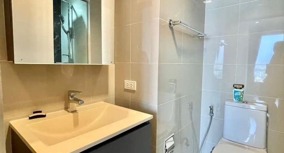 For sale 1 bed condo in Khlong San, Bangkok