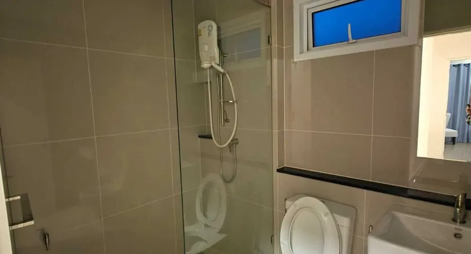 Haus zur Miete mit 4 Zimmer in Mueang Phuket, Phuket
