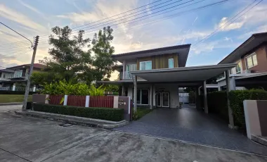 Casa en alquiler de 4 habitaciones en Mueang Phuket, Phuket