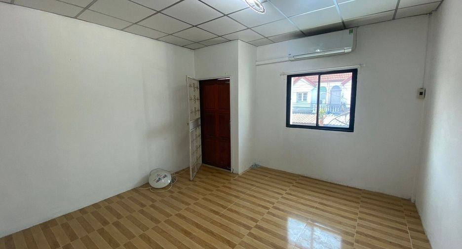 Casa adosada en venta de 2 habitaciones en Mueang Samut Prakan, Samut Prakan