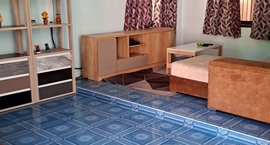 For sale 7 bedrooms house in Mueang Amnat Charoen, Amnat Charoen