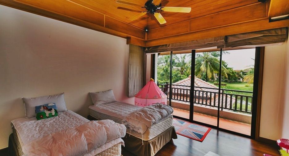 Villa en alquiler de 4 habitaciones en Thalang, Phuket