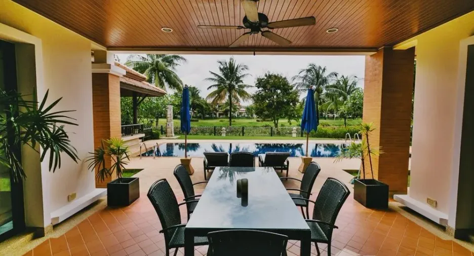 For rent 4 bedrooms villa in Thalang, Phuket